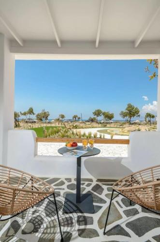 المنظر الخارجي, جلارونيسي بيتش (GLARONISSI BEACH) in Plaka Beach