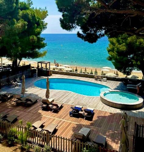 La Pinède Plage - image 2