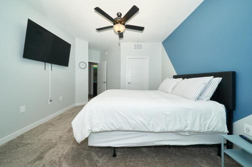Stylish 1bdr Dwntn Private Entrance Apt w Pool Gym in Indianapolis, USA