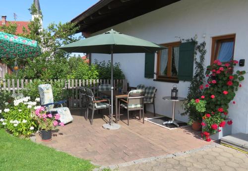 Rõdu/terrass, Haus Benedikt - Königscard-Gastgeber (Haus Benedikt - Konigscard-Gastgeber) in Saulgrub