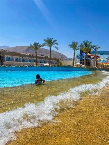 전망, Eastern El-Galala Aquapark Ain Sokhna in 아인 소카나