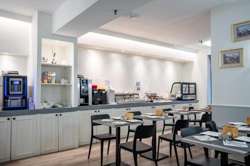 Ételek és italok, Hotel Centrale near Archeológiai Városi Múzeum