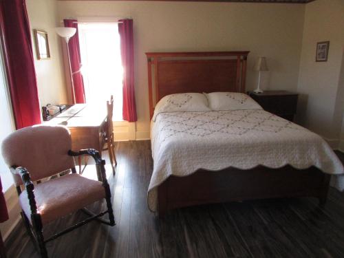 Marathon Hotel in North Head (NB)