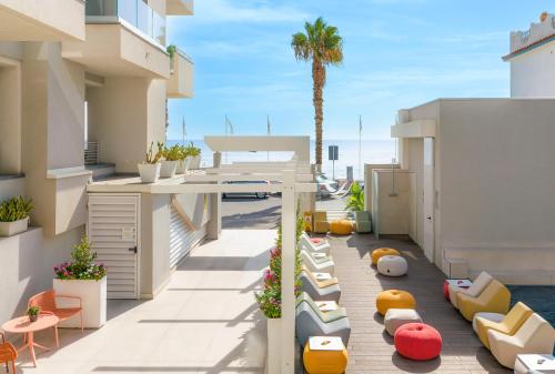 陽台/露台, Albatros Beach Hotel in 萊托揚尼