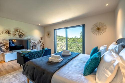 Villa prestige avec piscine et sa vue mer au calme Villa prestige avec piscine et sa vue mer au calme