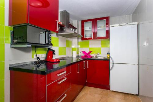 Two-Bedroom Apartment image 4