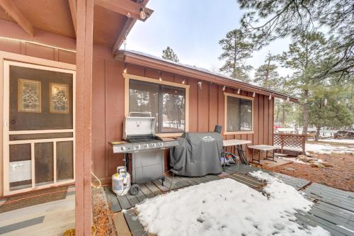 2 Fire Pits and Covered Deck Cabin in Happy Jack!