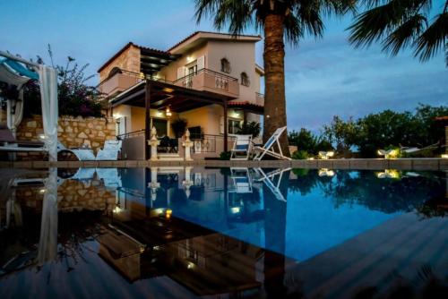 Villa Sar, a Cretan Private Retreat