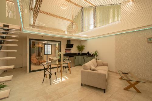 Shared lounge/TV area, Espace evasions Loft Kis LOVE ROOM in Lardenne