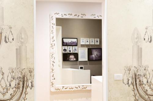 Via Del Corso Home Roma - image 13