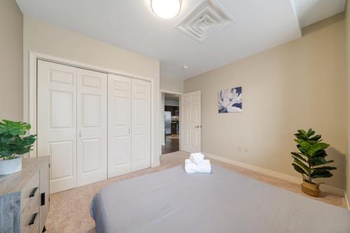 1B1B Sky High Luxury Valet Gym Lounge Roku in Pittsburgh, USA