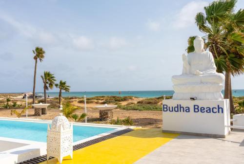 Hotel LIVVO Budha Beach