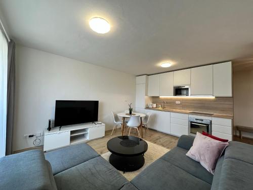 Novozariadený apartmán pri Starom moste Novozariadený apartmán pri Starom moste