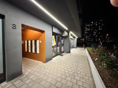 Novozariadený apartmán pri Starom moste, Bratislava (Foto 7)