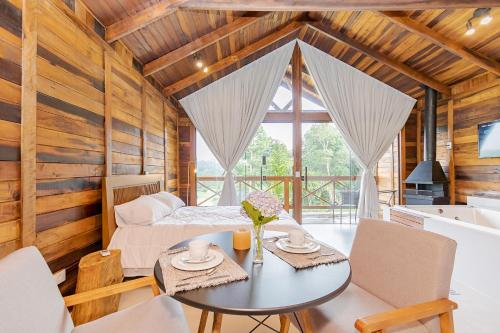 Villa Estoril in Campina Grande Do Sul