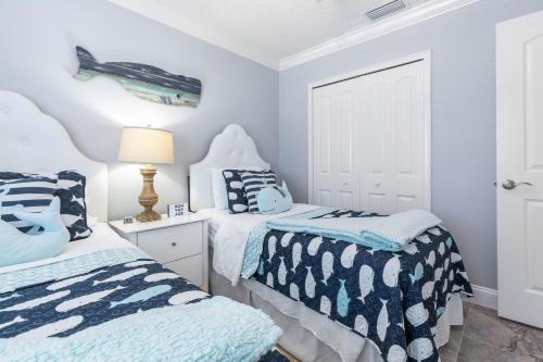 Seaside Sunrise, 1 blk from Ocean, Free Parking in Flagler Beach, USA