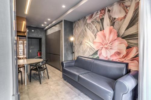 Lady Diamond Room Type - One-Bedroom Apartment Lady Diamond Room Type - One-Bedroom Apartment