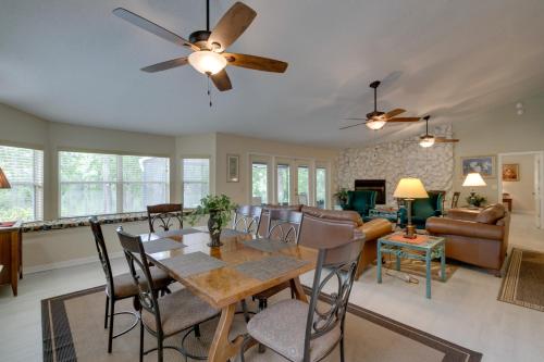 Waterfront Dunnellon Home with Private Dock and Lanai! in Dunnellon, USA