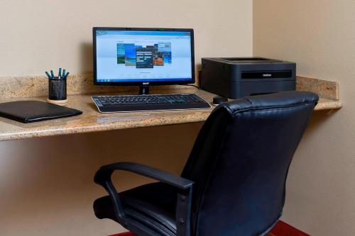 Sonesta Simply Suites Houston Brookhollow - 비즈니스 센터
