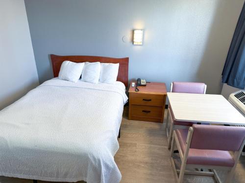 Super 7 Motel in Coralville, USA