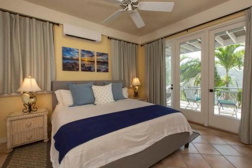 Windsong Villa - Sleeps 8 Stunning Views in Cruz Bay