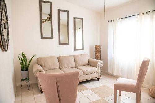 Amazing New Home Short Drive To Orlando & Daytona in Deltona, USA