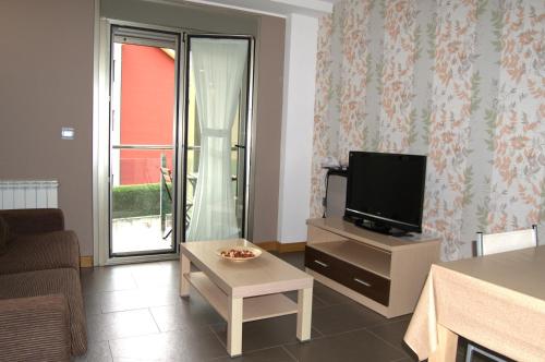 Apts Spa Cueto 3a 2 adultos 2 niños