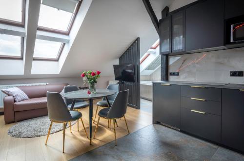 Apartamenty Długa 27, Краков