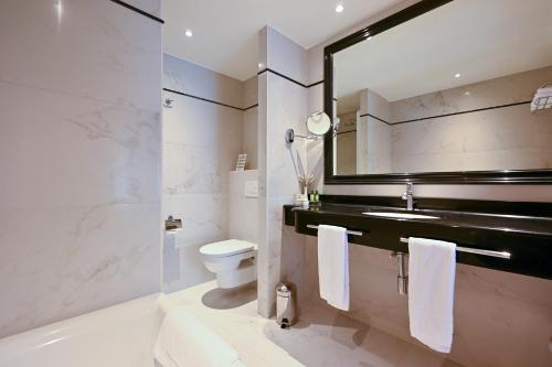 Junior Suite image 4