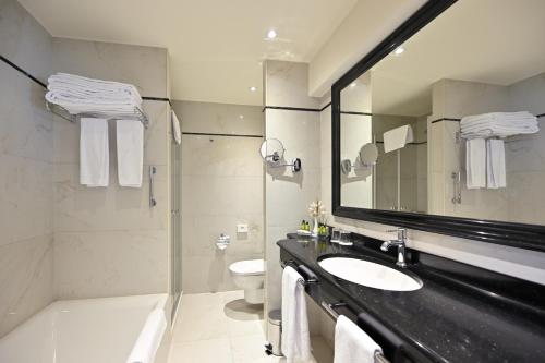 Grand Hotel Casselbergh Brugge - image 10