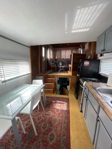 Updated houseboat on the river! in Fort Lauderdale, USA
