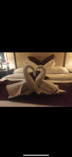 Over Mountains Hotel Room Type - Deluxe Double Room