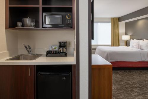 SpringHill Suites Portland Airport