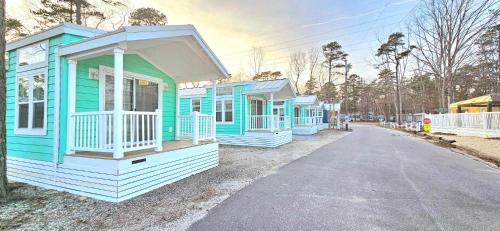 2 bedrooms, 4 beds