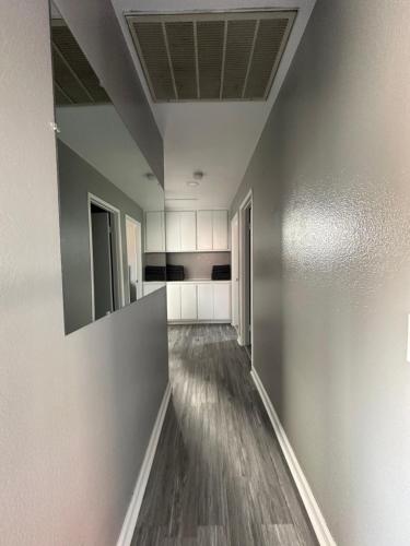 Gorgeous & Open Upgraded Home in San Bernardino, USA