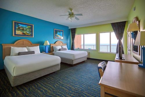Palmetto Beachfront Hotel
