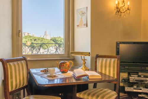 Rome Downtown Suite Bed and Breakfast Aracoeli, Рим (фото 2)