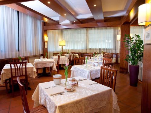 restavracija, Hotel Marconi in Ponte San Nicolo