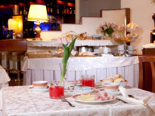 restavracija, Hotel Marconi in Ponte San Nicolo