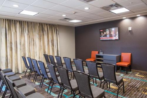 Residence Inn by Marriott Oklahoma City Northwest - image 13