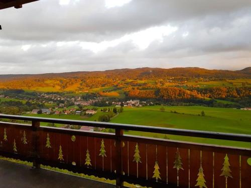 Les Genévriers (Les Genevriers) in Foncine Le Haut