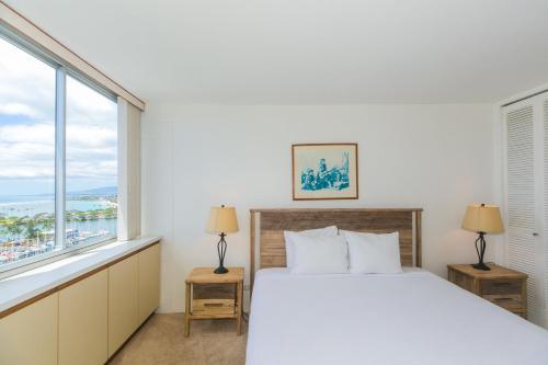 Ilikai Marina 1688 Yacht Harbor View 1BR - image 18