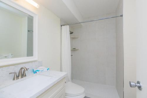 Ilikai Marina 1688 Yacht Harbor View 1BR - image 35