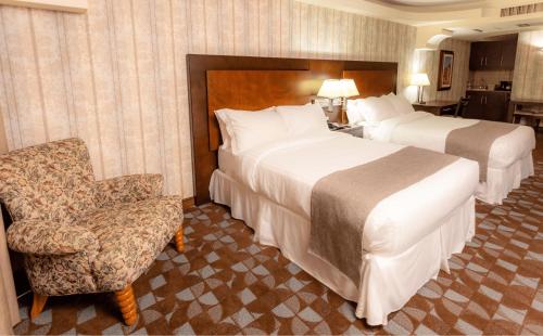 Standard Double Room image 5