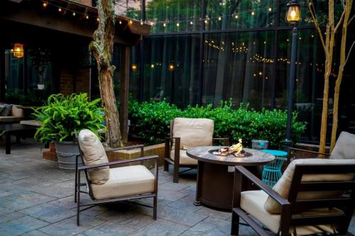 Hilton Greenville - image 4