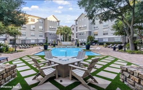 Hidden Gem at Med Center 2BR & 2BA Apartment - Houston