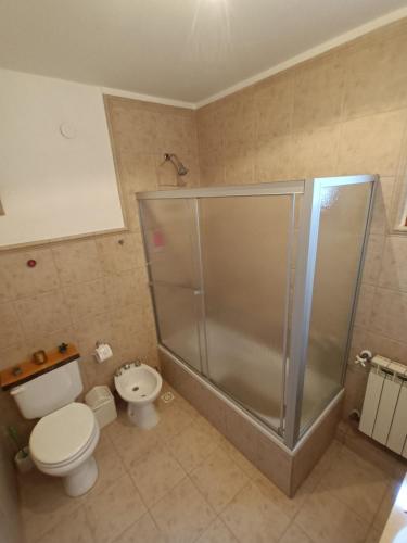 One-Bedroom Apartment image 2