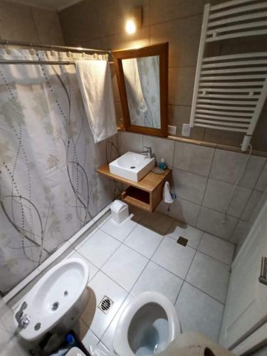 Apartment image 5