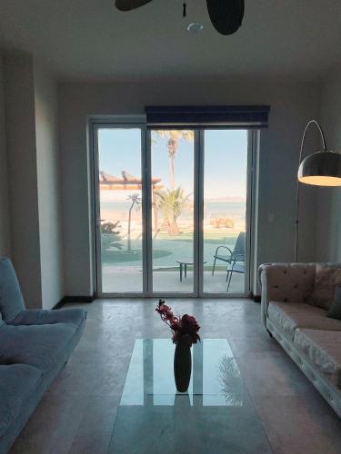 Estudio frente a la playa in La Paz, Mexico