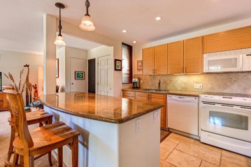 Wailea Elua Village - CoralTree Residence Collection